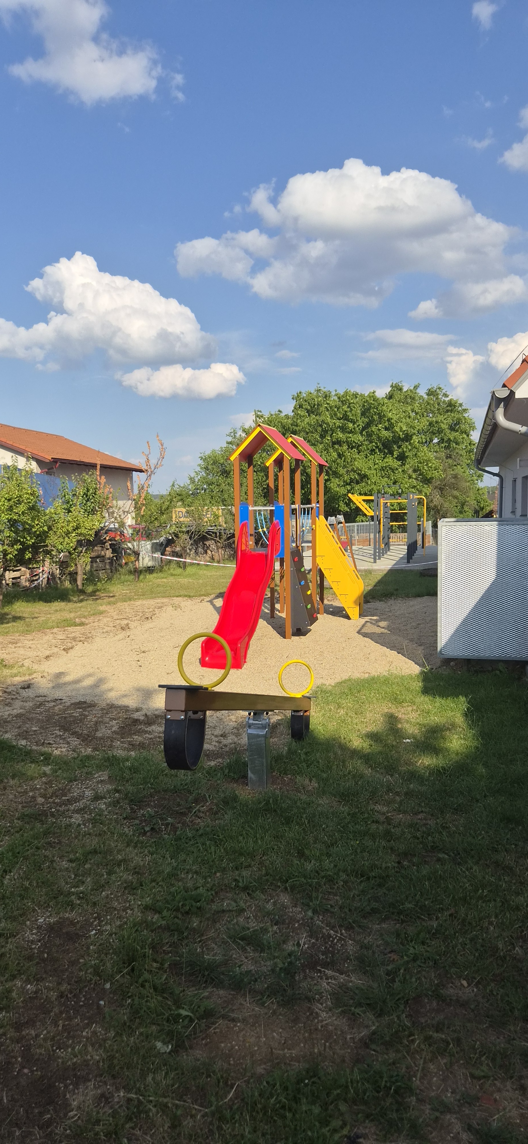 Výměna stávajících herních prvků pro děti umístěných na veřejném prostranství u obecního úřadu