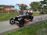 Sraz historických vozidel ve Hvozdci